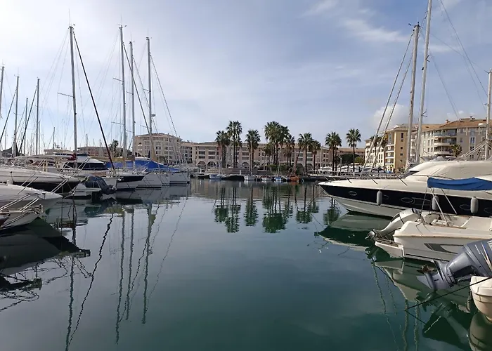 Lejlighed Bleu Marine-5 By Interhome
