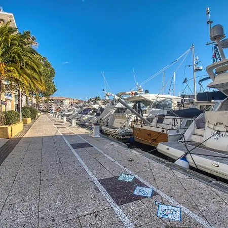 Apartment Bleu Marine-5 By Interhome Frejus