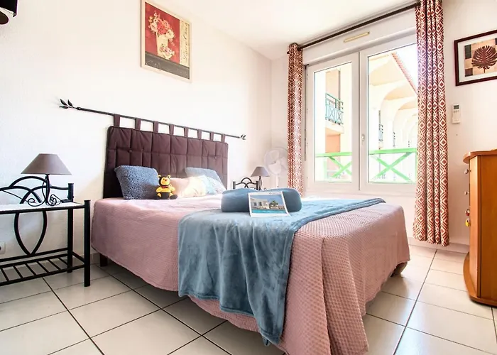 Bleu Marine-5 By Interhome Fréjus